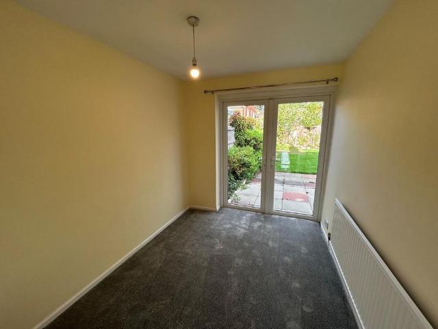 2 bedroom house to rent