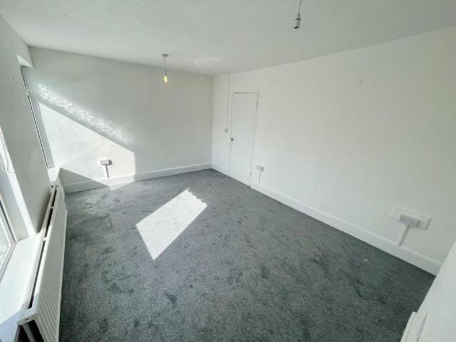 2 bedroom house to rent