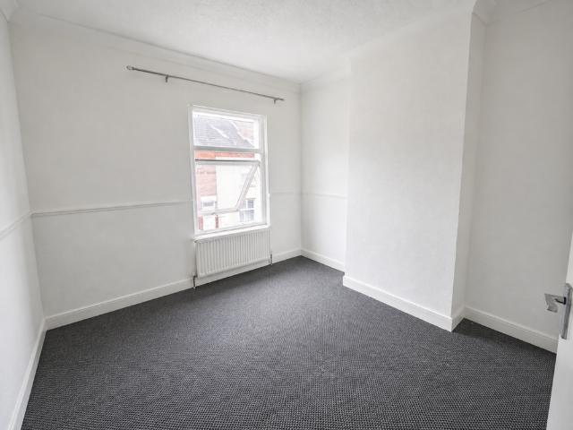 2 bedroom house to rent