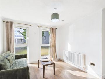 2 bedroom house to rent
