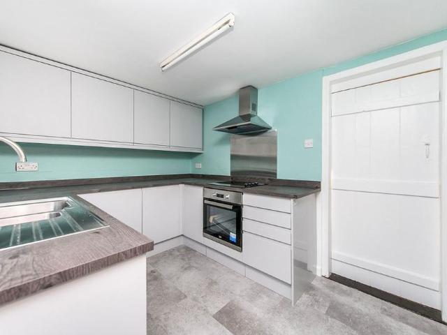2 bedroom house to rent
