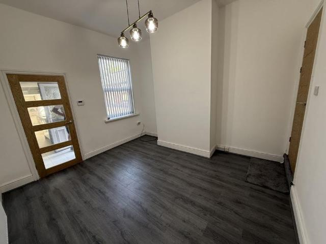2 bedroom house to rent