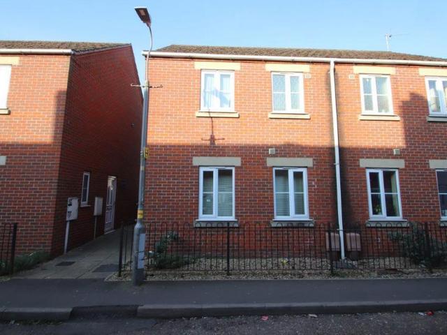 2 bedroom house to rent