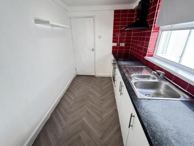 2 bedroom house to rent