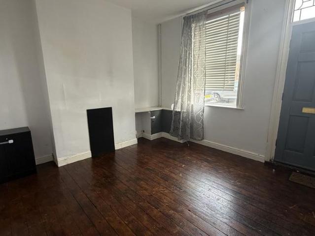 2 bedroom house to rent
