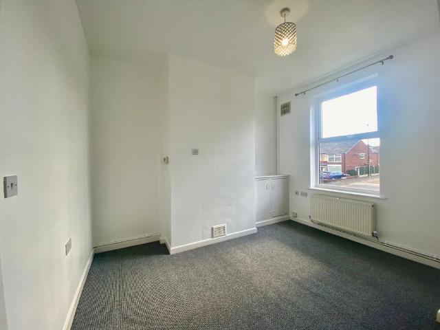 2 bedroom house to rent