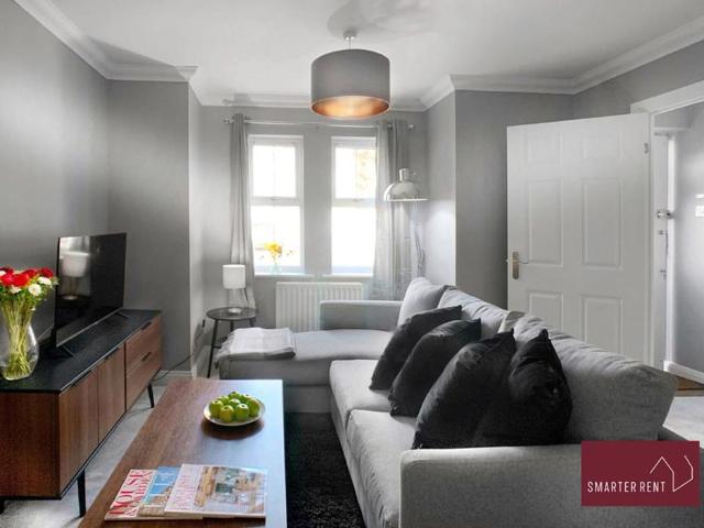 2 bedroom house to rent