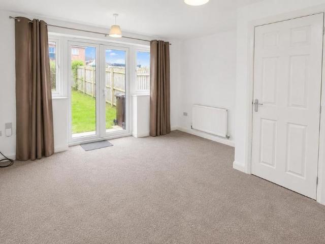 2 bedroom house to rent