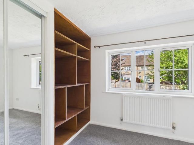2 bedroom house to rent