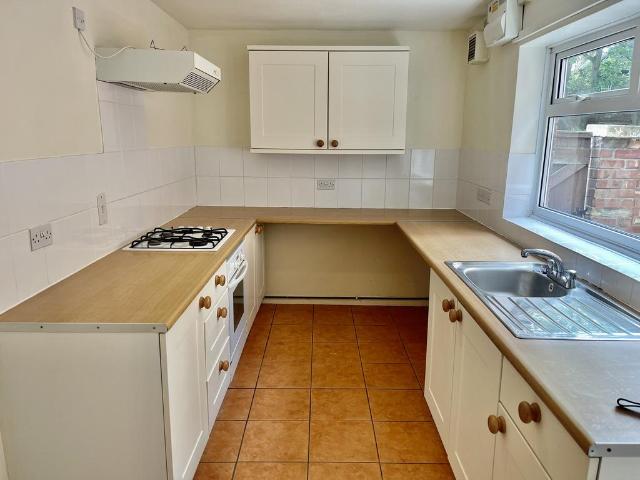2 bedroom house to rent