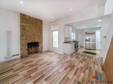 2 bedroom house to rent