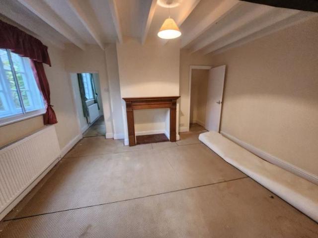 2 bedroom house to rent