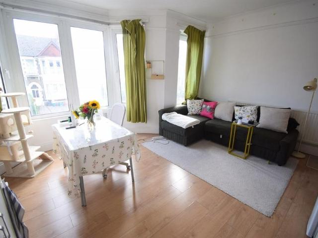 2 bedroom house to rent