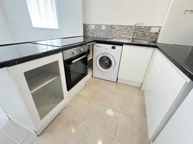 2 bedroom house to rent