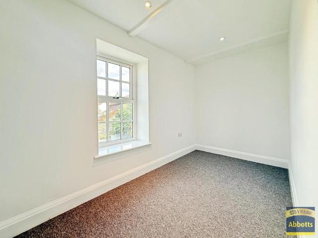 2 bedroom house to rent