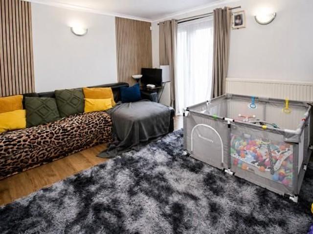 2 bedroom house to rent