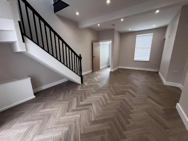 2 bedroom house to rent