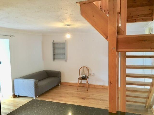 2 bedroom house to rent