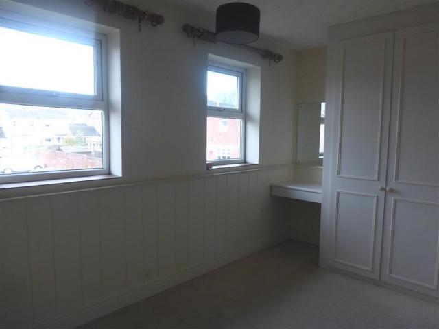 2 bedroom house to rent