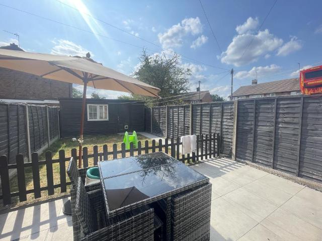 2 bedroom house to rent