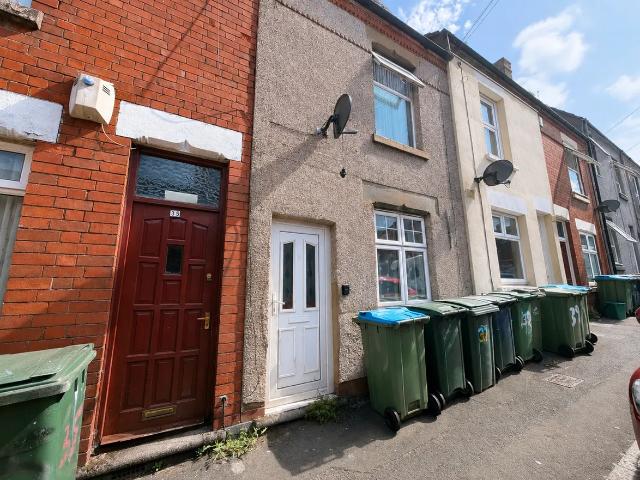 2 bedroom house to rent