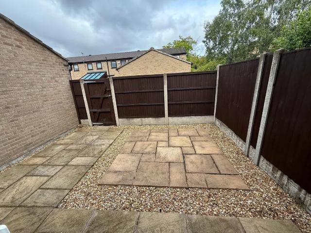 2 bedroom house to rent
