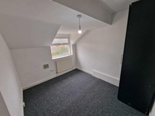 2 bedroom house to rent
