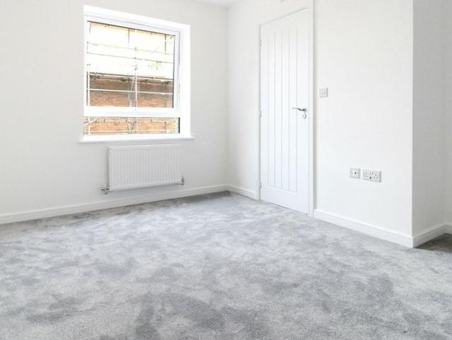 2 bedroom house to rent