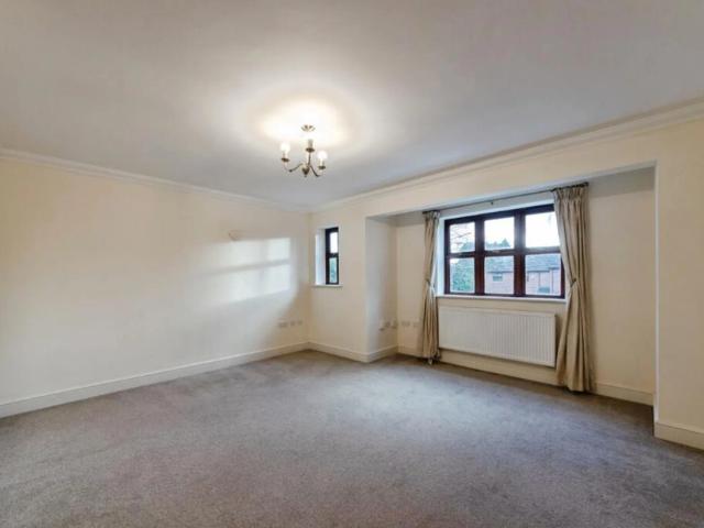 2 bedroom house to rent