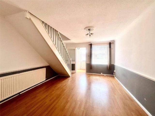 2 bedroom house to rent