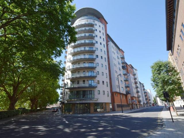 2 bedroom house to rent