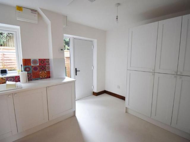 2 bedroom house to rent