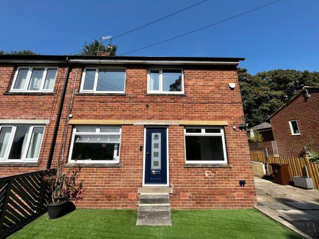 2 bedroom house to rent