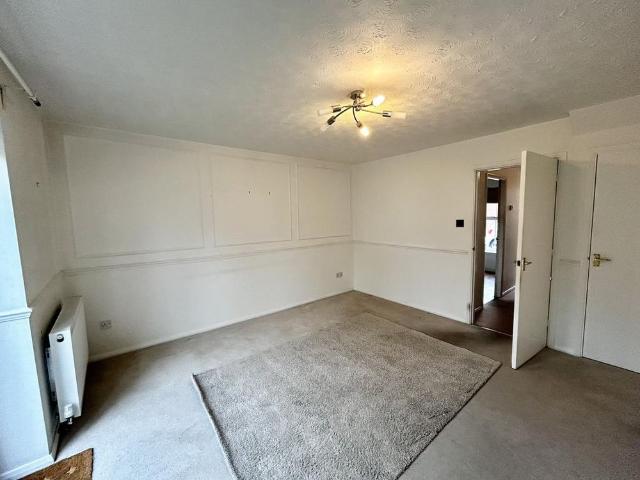 2 bedroom house to rent