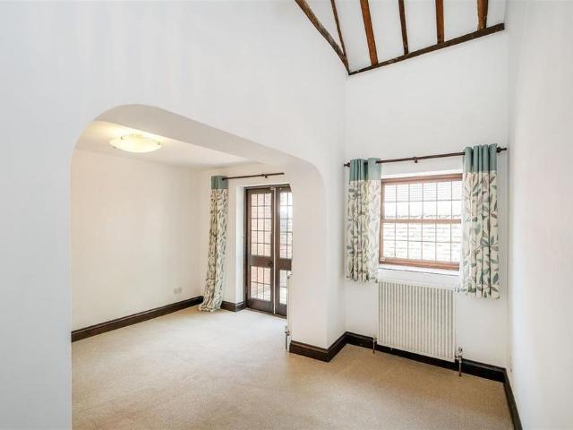 2 bedroom house to rent