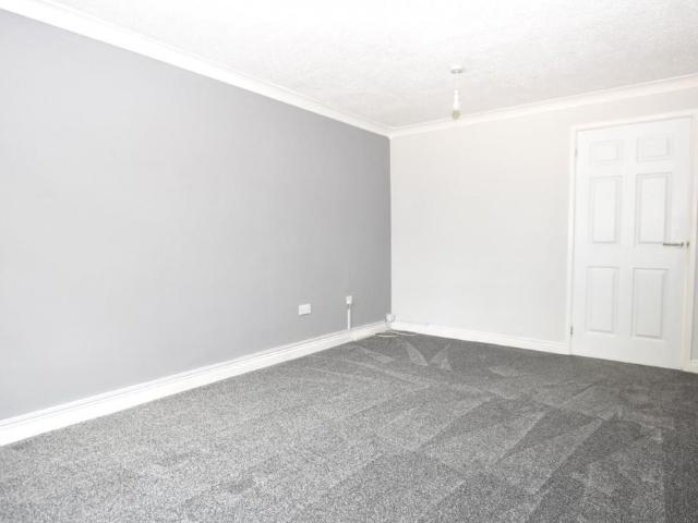 2 bedroom House To Rent