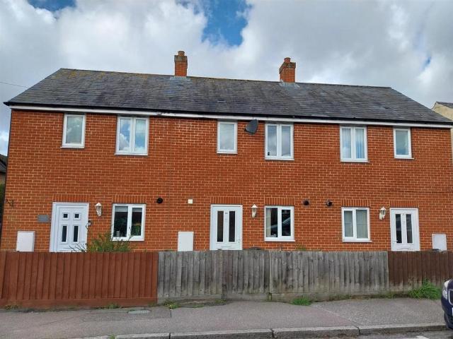 2 bedroom house to rent