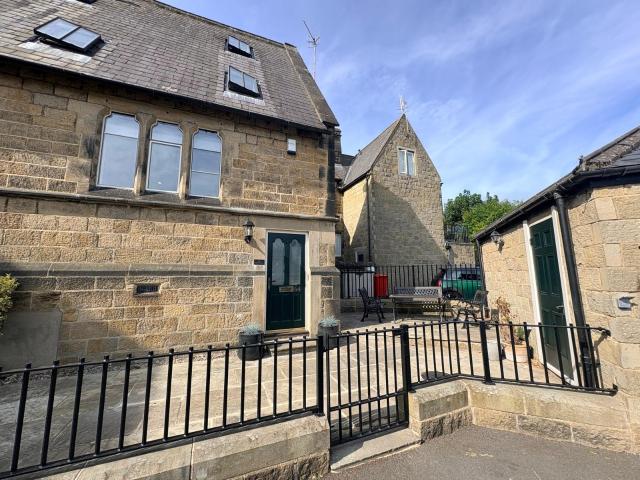 2 bedroom house to rent