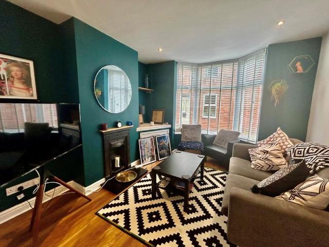 2 bedroom house to rent