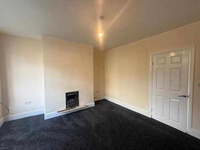 2 bedroom house to rent
