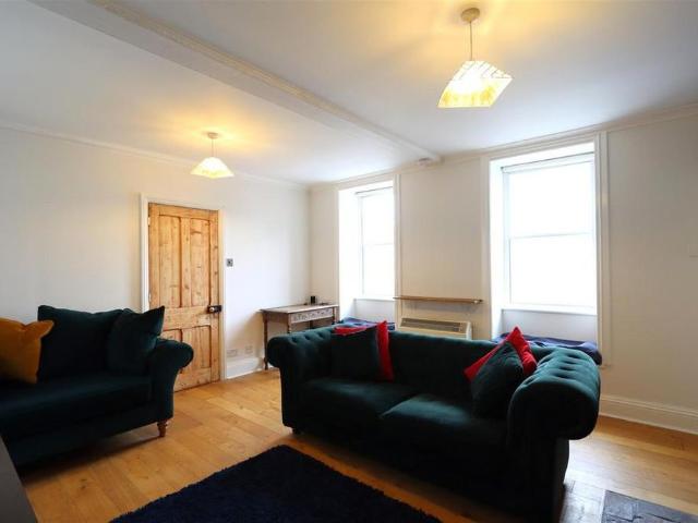 2 bedroom house to rent