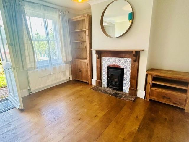2 bedroom house to rent