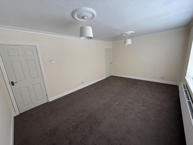2 bedroom house to rent