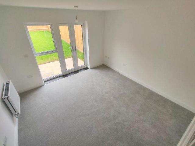 2 bedroom house to rent