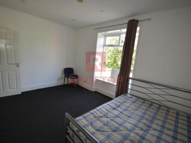 2 bedroom house to rent