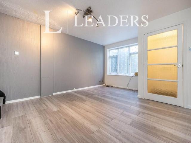 2 bedroom house to rent