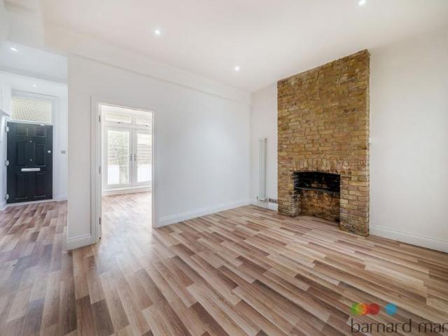 2 bedroom house to rent