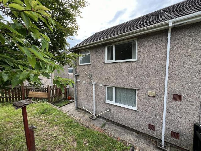2 bedroom house to rent