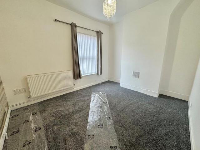 2 bedroom house to rent