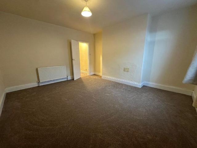 2 bedroom house to rent